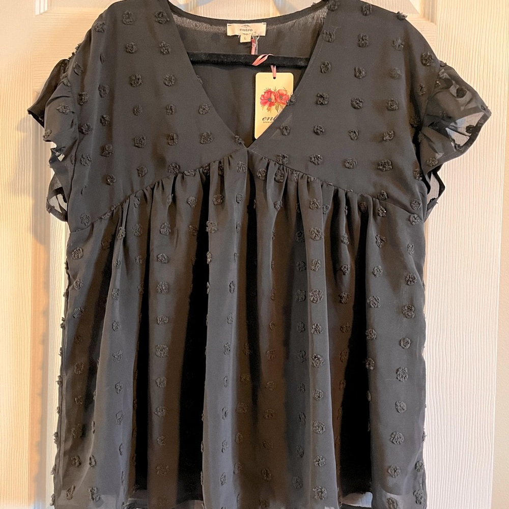 NWT Large Black Entro Dottie Top